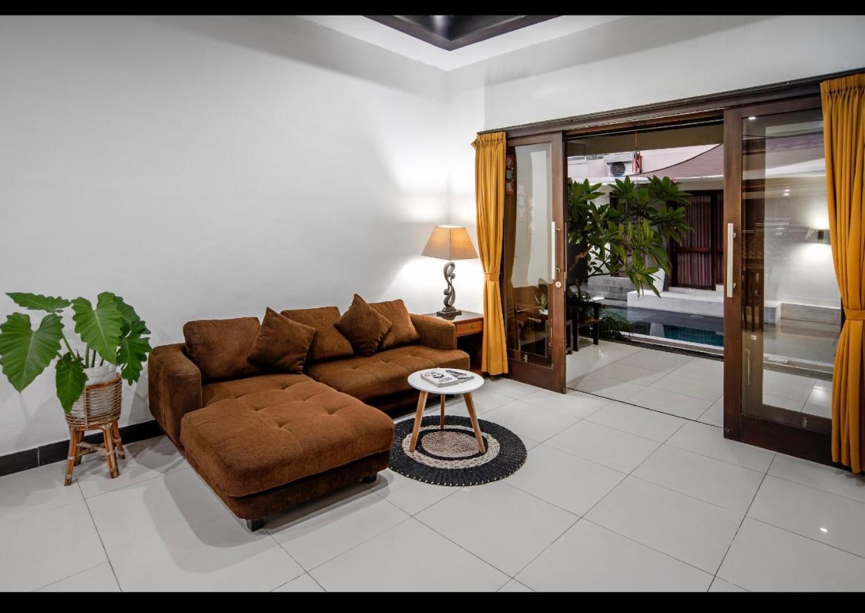 Pondok Arya Kuta Villas By Kamara Exteriör bild